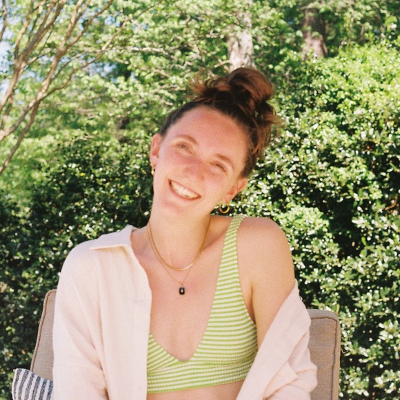 Meet your Posher, Marissa - Picture 1 of 1